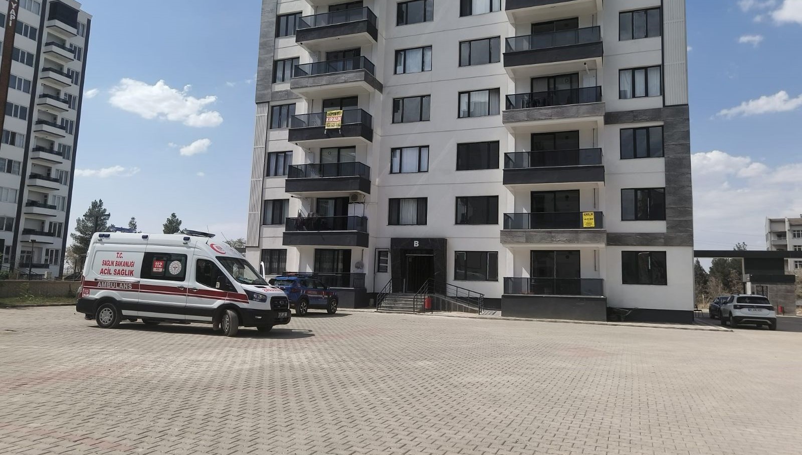 Diyarbakır’da komşuların çöp kokusu kavgası