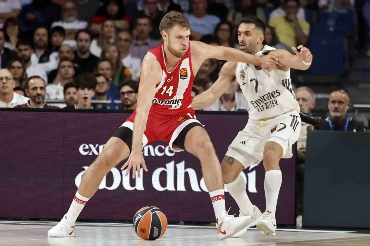 Euroleague 3. Haftanın MVP’si Sasha Vezenkov