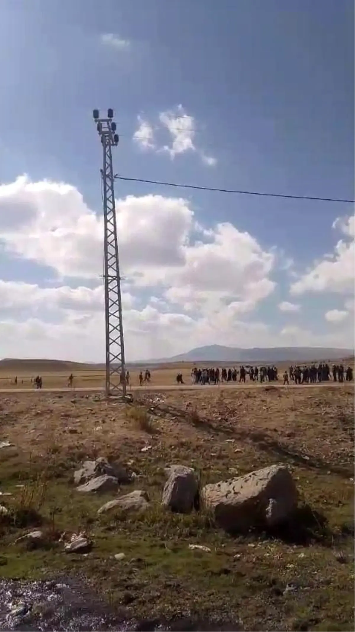 Tekman’da Aileler Arasında Kavga: Jandarma Devreye Girdi