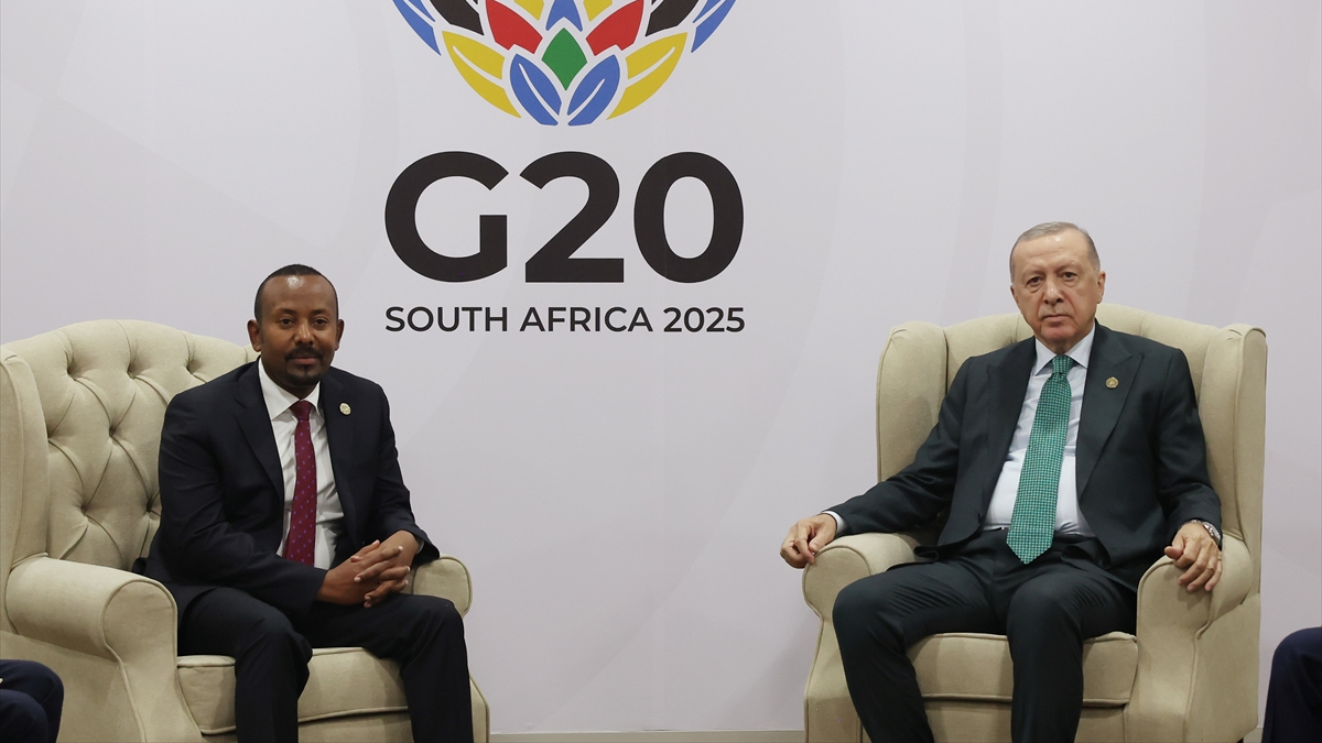 Cumhurbaşkanı Erdoğan, G20 zirvesinde önemli temaslarda bulundu