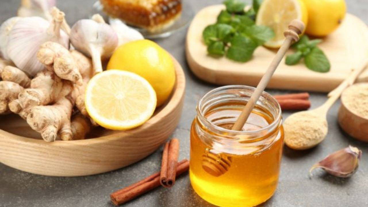 Grip ve soğuk algınlığından korumanın doğal sırrı: Şifa deposu 10 doğal antibiyotik besin