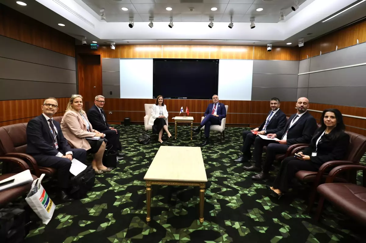 Işıkhan ve Grahn-Laasonen’den Sosyal Güvenlik Görüşmesi