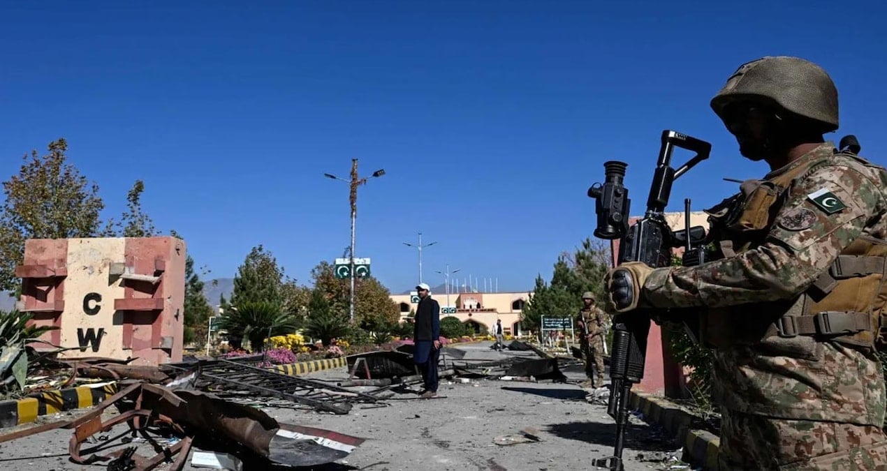 O ülkede asker yönetime el koydu! Çatışmalar Cumhurbaşkanlığı çevresine kadar yaklaştı