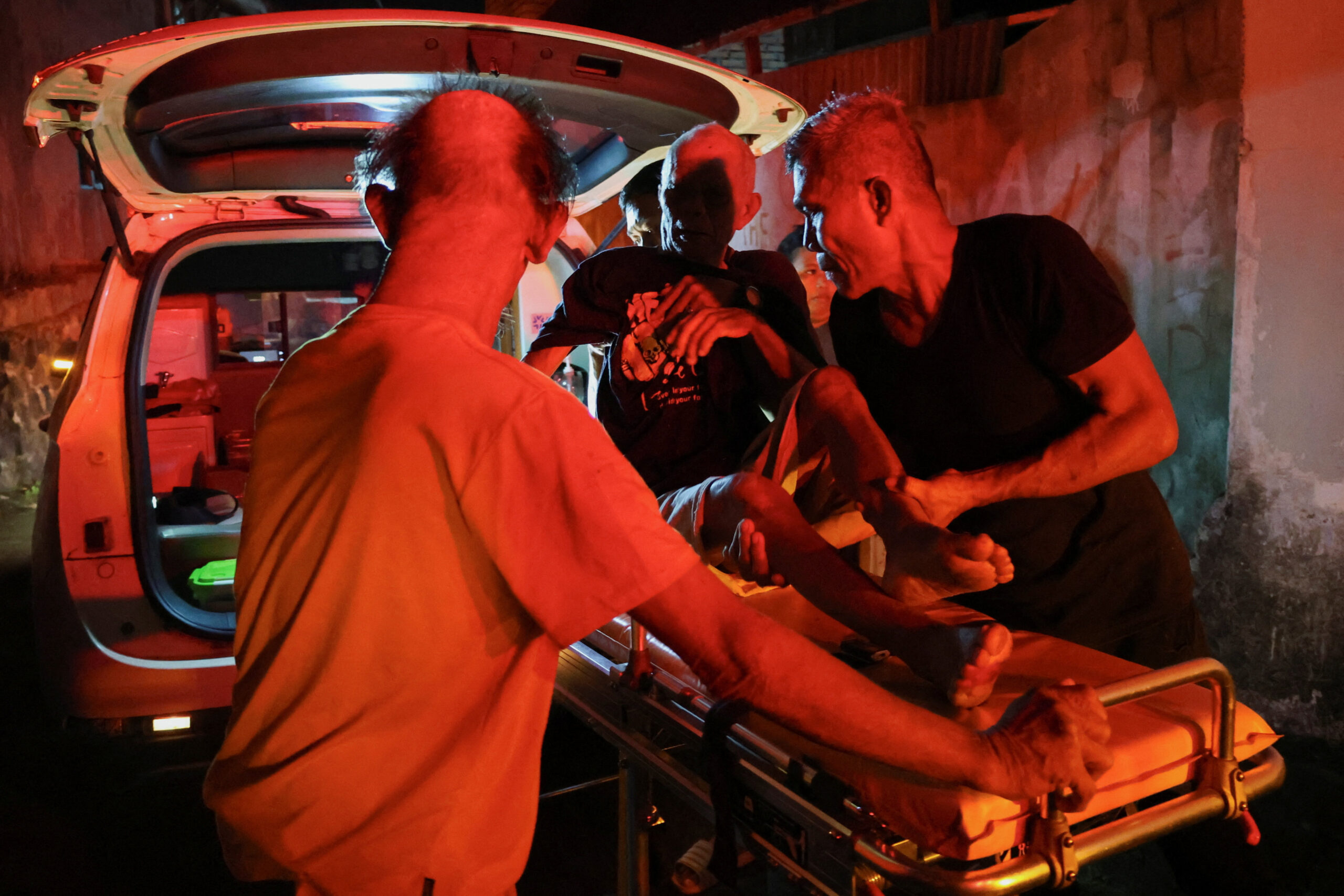 Endonezya’da yaşlı bakım evinde yangın çıktı