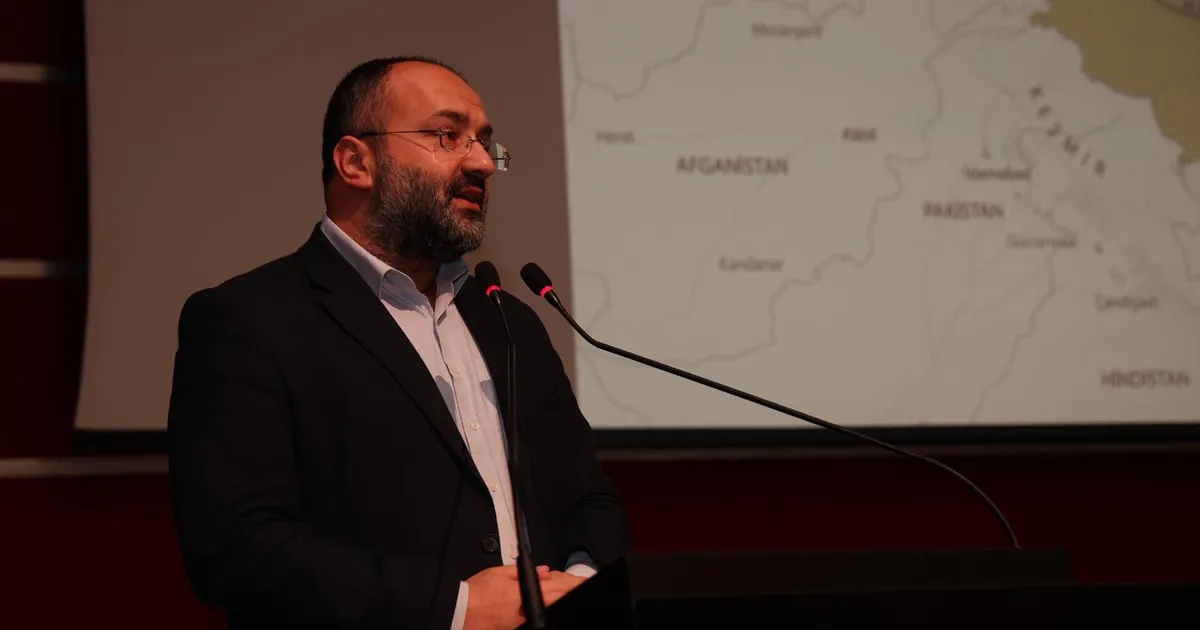 Kocaeli Gebze’de Taha Kılınç söyleşisine yoğun ilgi