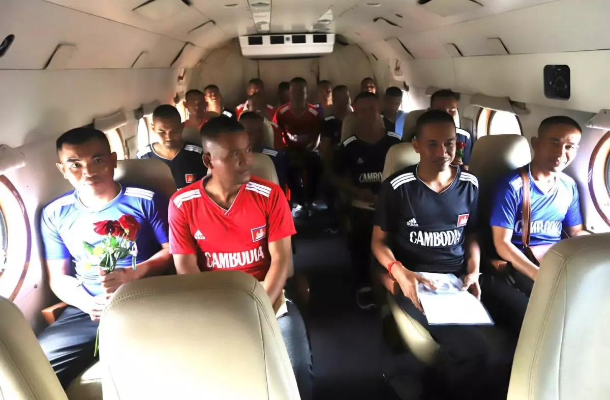 Tayland, 18 Kamboçyalı Askeri İade Etti