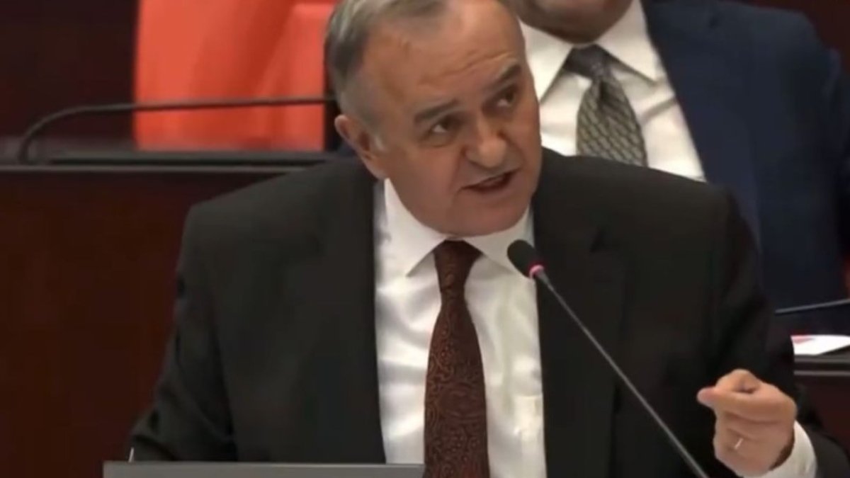 TBMM’de MHP’li Erkan Akçay’dan güldüren dil sürçmesi