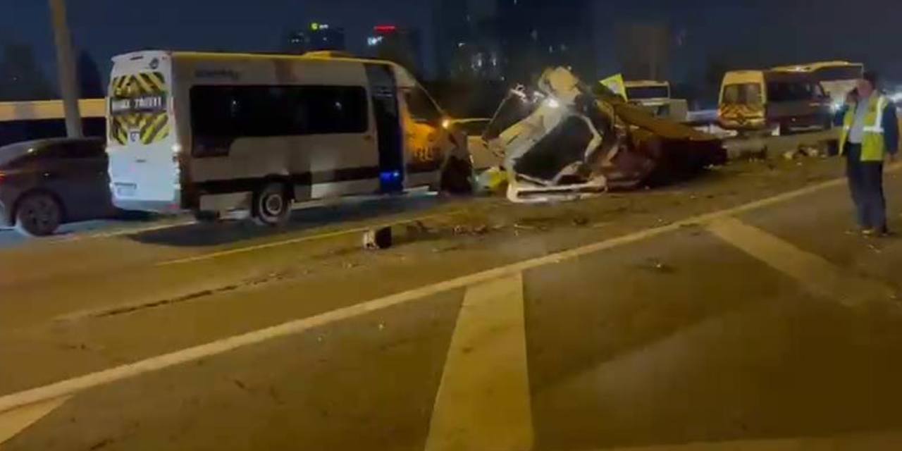 TEM’de zincirleme kaza! Trafik kilitlendi