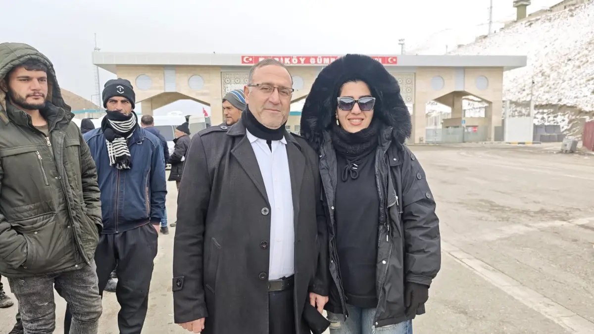 İran Protestoları Turistleri Etkiliyor